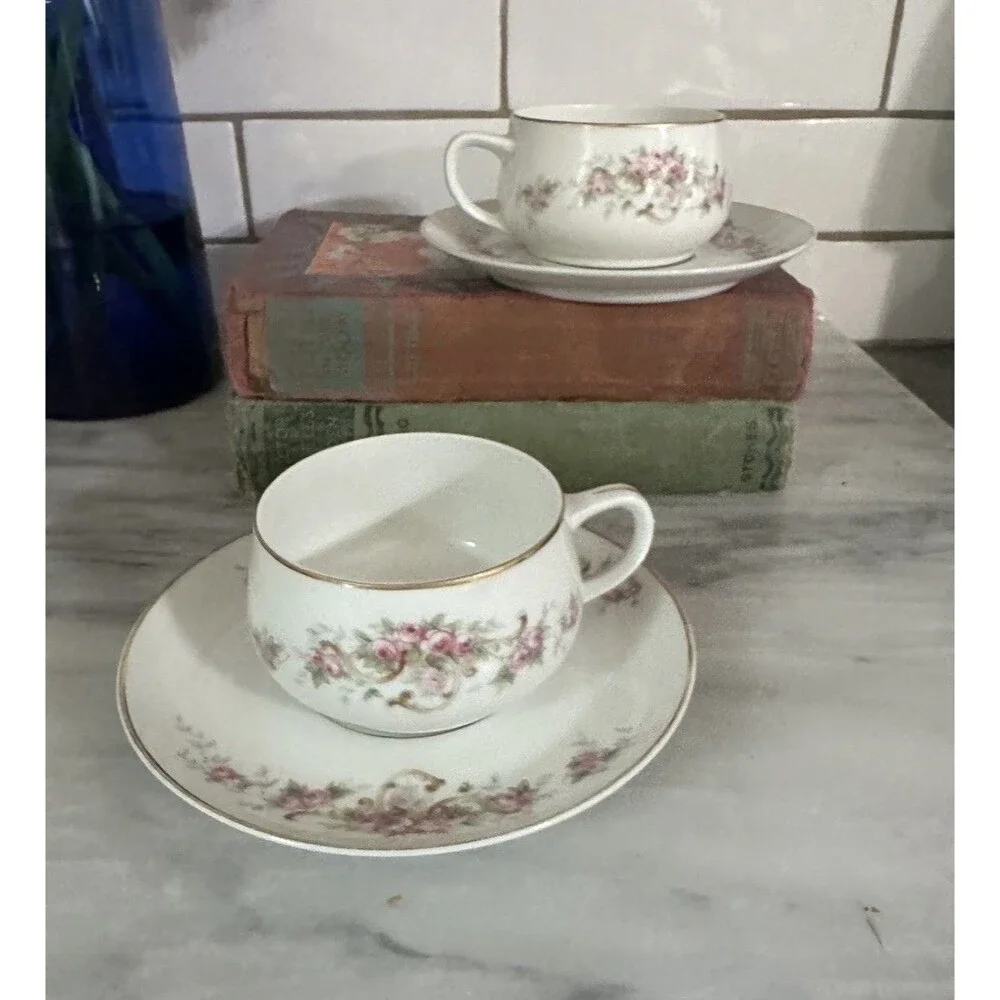 Vintage Selb Paul Mueller Set Of 2 Tea Cups & Saucers Gold Trim Pink Roses